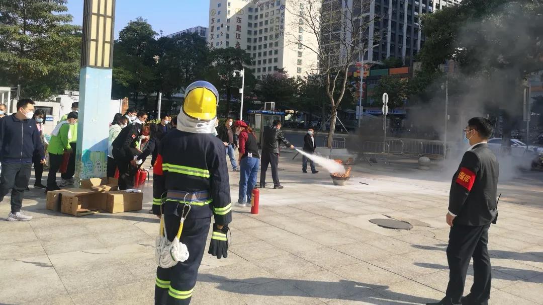 寶安書城護衛點開展下半年消防應急演習(圖3) 寶安書城護衛點開展下半年消防應急演習(圖3)